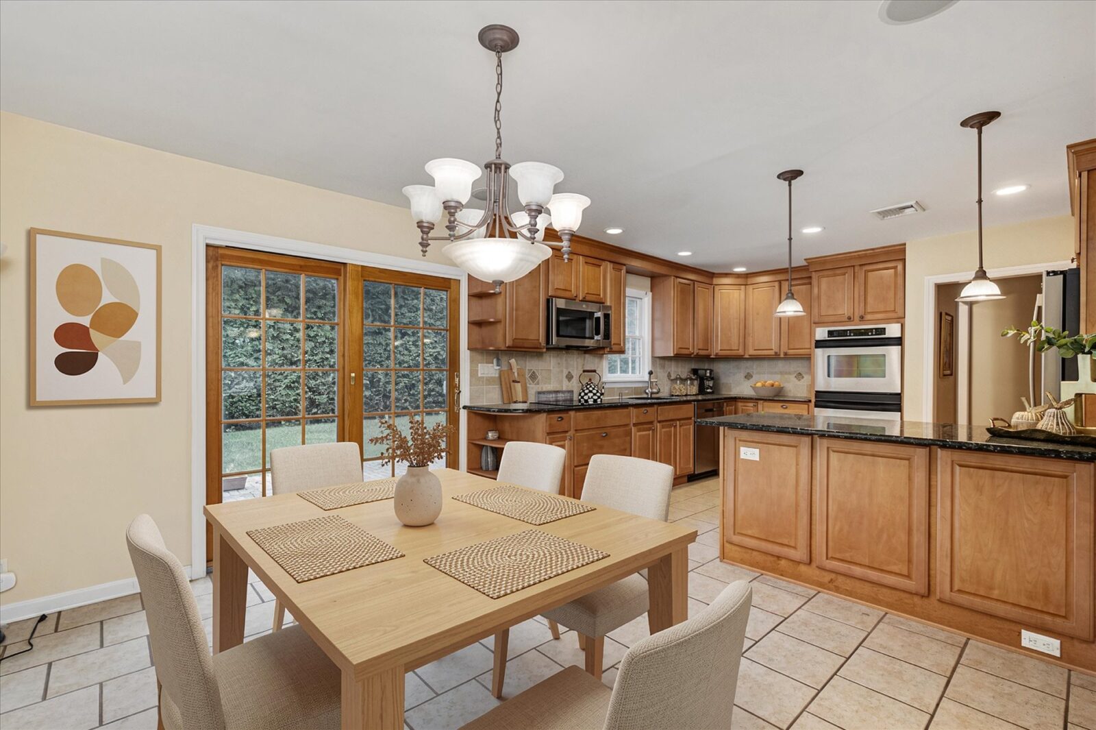 11-Kitchen Staged 11-Kitchen Staged
